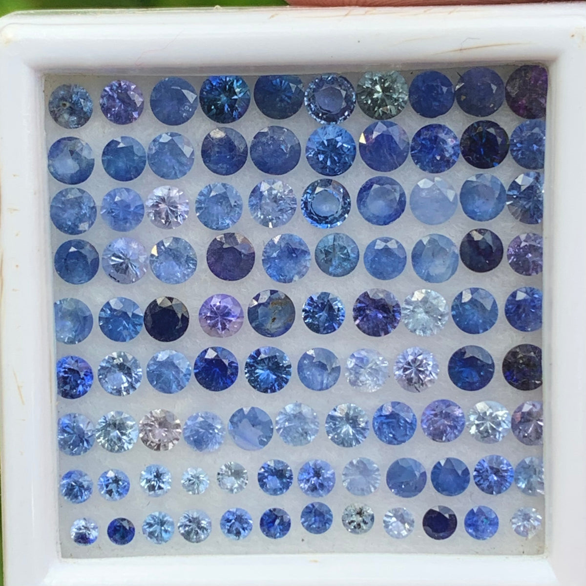 Blue Sapphire 2 - 3.5 mm Rounds 10.20 Ct Loose Gemstone Parcel 95 of Stones