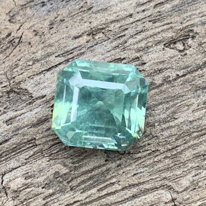 Mint Green Zircon Emerald Cut Octagon 6.20 Ct Loose Gemstone For Contemporary Jewelry