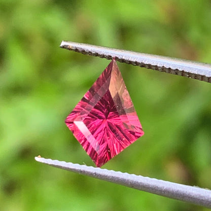 Pinkish Red Garnet Concave Fantasy Cut 1.35 Ct Modified Kite Natural Loose Gemstone