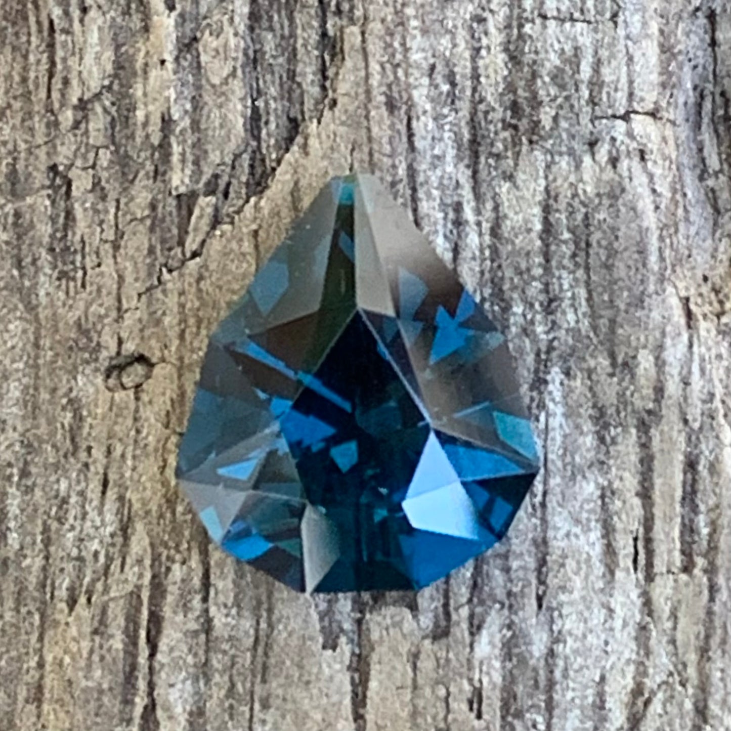 Teal Blue Spinel Shield 2.53 Ct Ceylon Natural Loose Gemstone For Jewelry Making