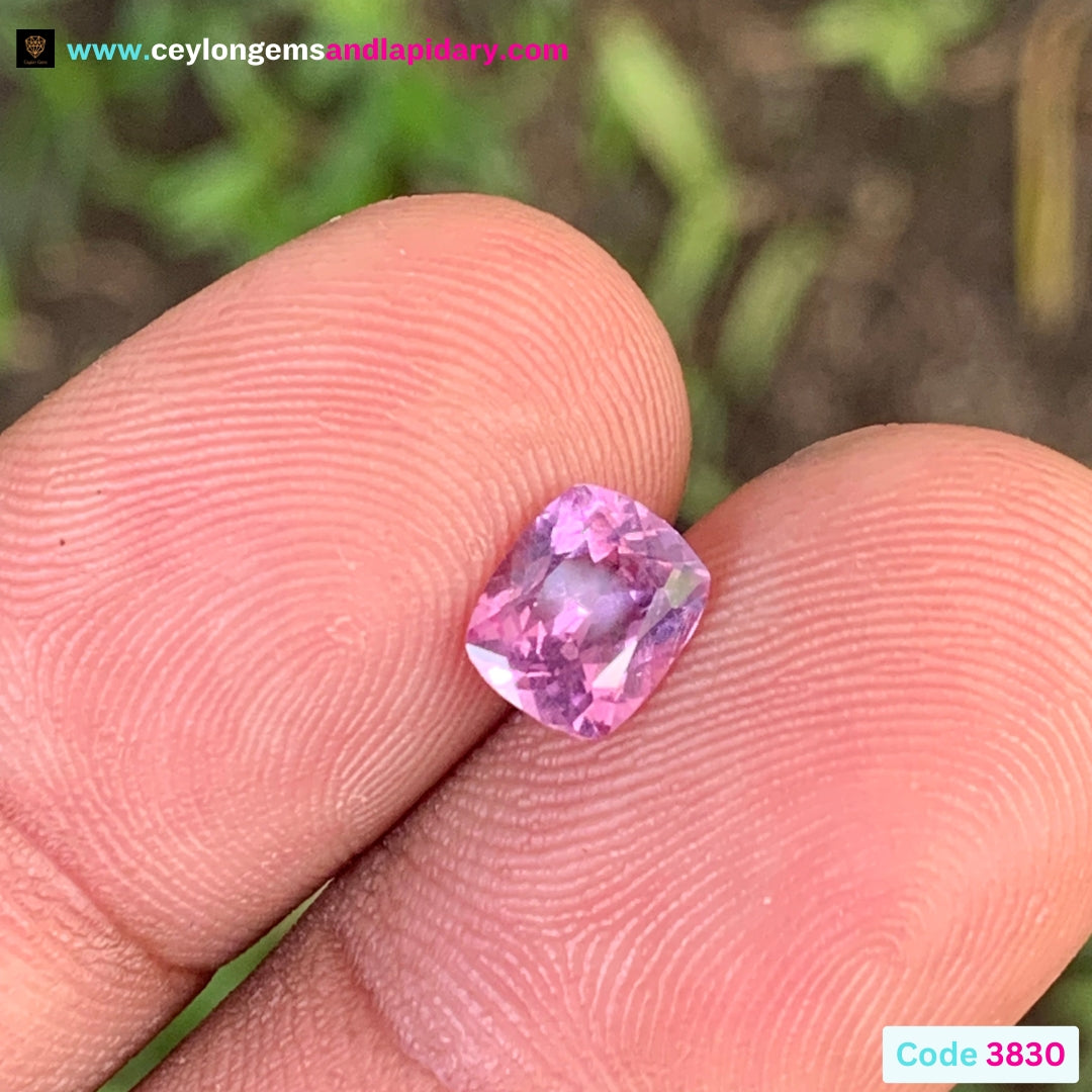 Purplish Pink Spinel Rectangular Cushion 1.25 Ct 💎