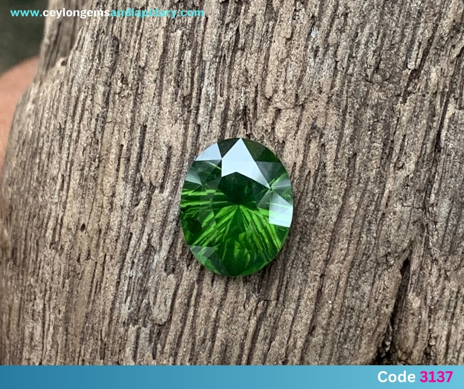 ✨ Green Zircon - Concave Cut / Fantasy Cut Oval 3.81 Ct 💎