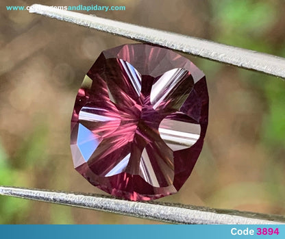 ✨ Velvet Spinel Concave Cut / Fantasy Cut Rectangular Cushion 6.61 Ct Natural Loose Gemstone From Sri Lanka 💎