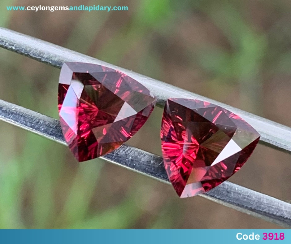 ✨ Red Garnet Trillion Pair - Concave Cut / Fantasy Cut 2.73 Ct Natural Loose Gemstones for Earrings 💎