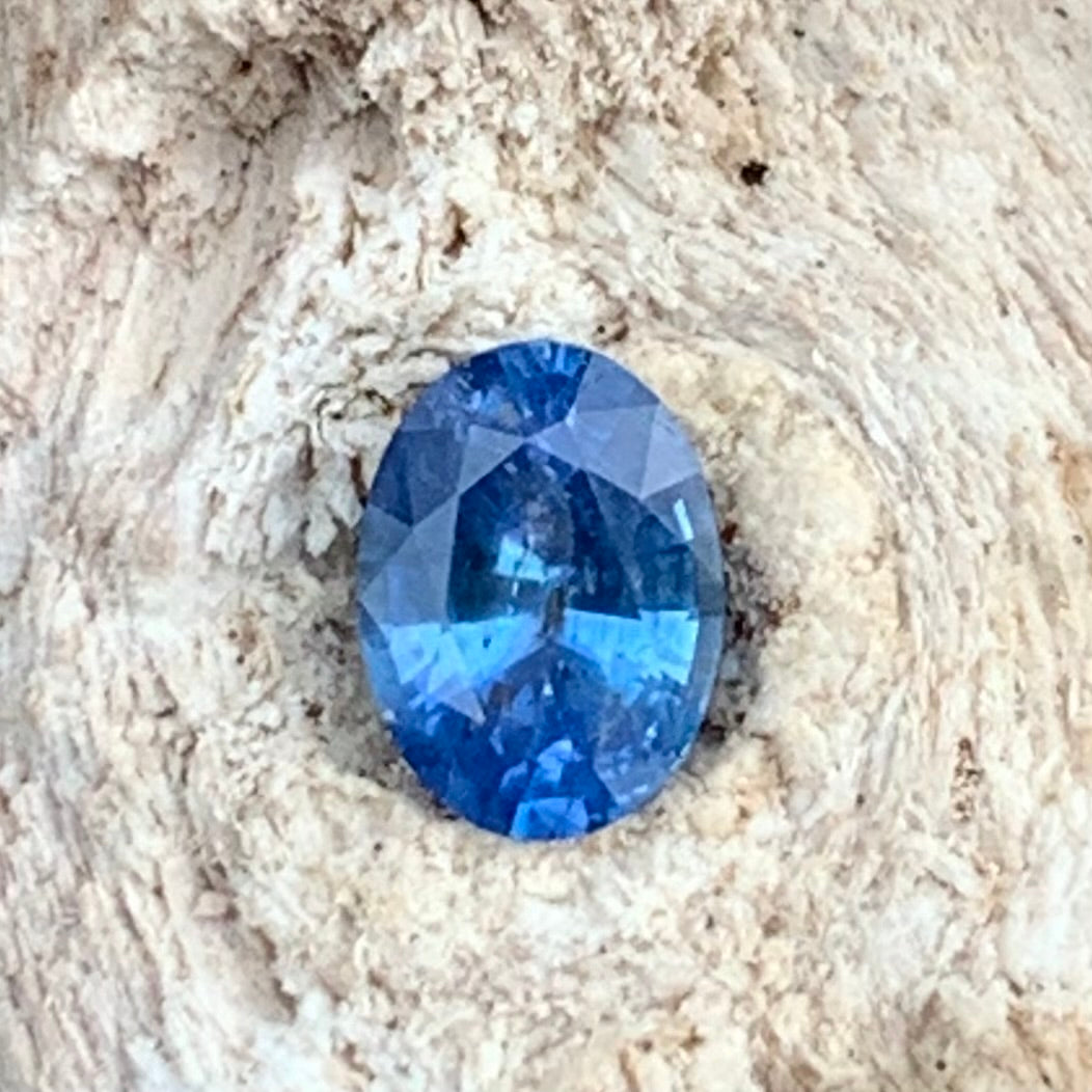 Blue Sapphire Oval 0.55 Ct Natural Loose Gemstone For Jewelry Making