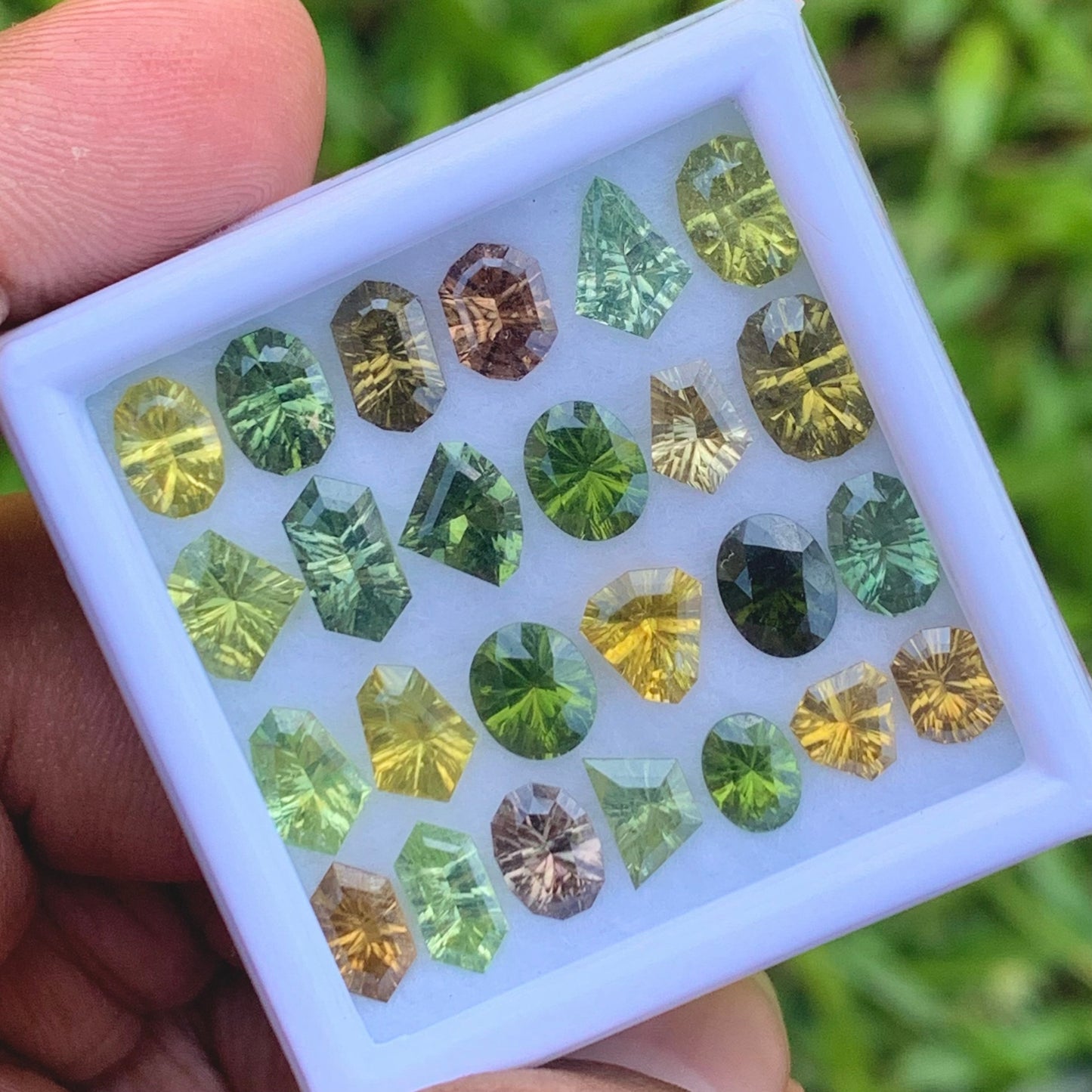 Zircon Parcel Of Fantasy / Concave Cut Different Geometric Shapes Loose Gemstones 18.76 Ct / 25 Multicolor Gemstones for Jewelry Making