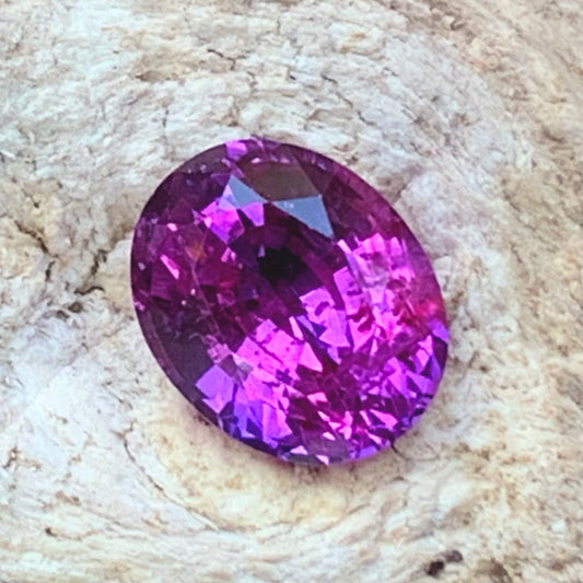 Bicolor Sapphire Oval Pink & Purple 1.31 Ct Heated Only Natural Loose Gemstone