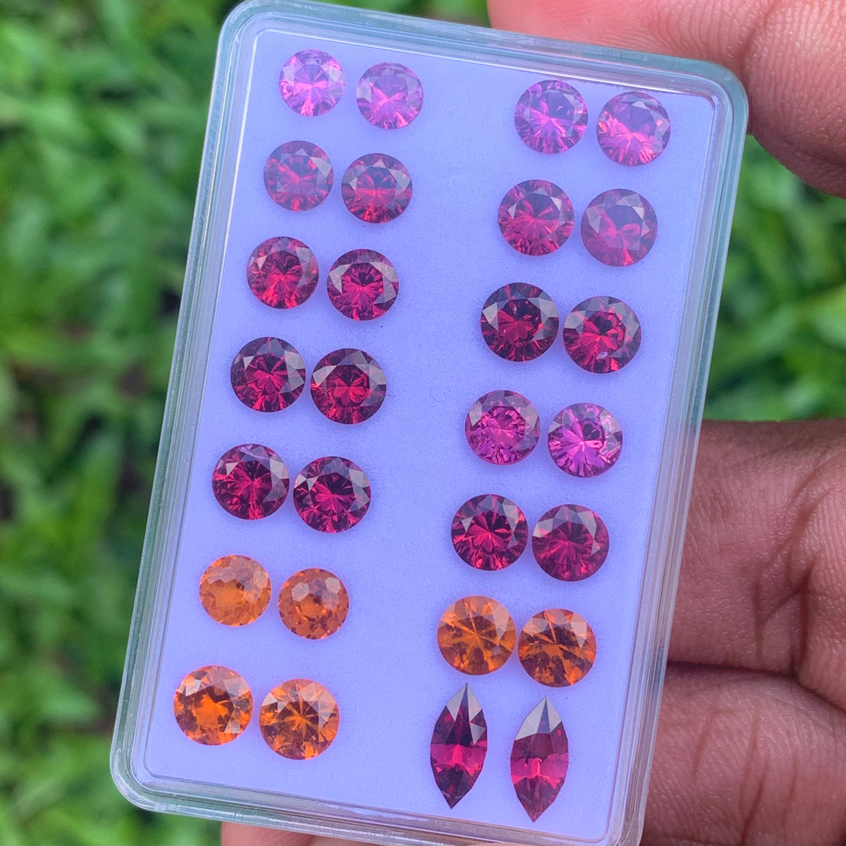 Rhodolite & Hessonite Fantasy Concave Cut & Football Cut Garnet Round & Marquise Pairs 14 Pairs 4.7 - 5.5 mm / 17.42 Ct Natural Loose Gemstones Parcel For Earrings