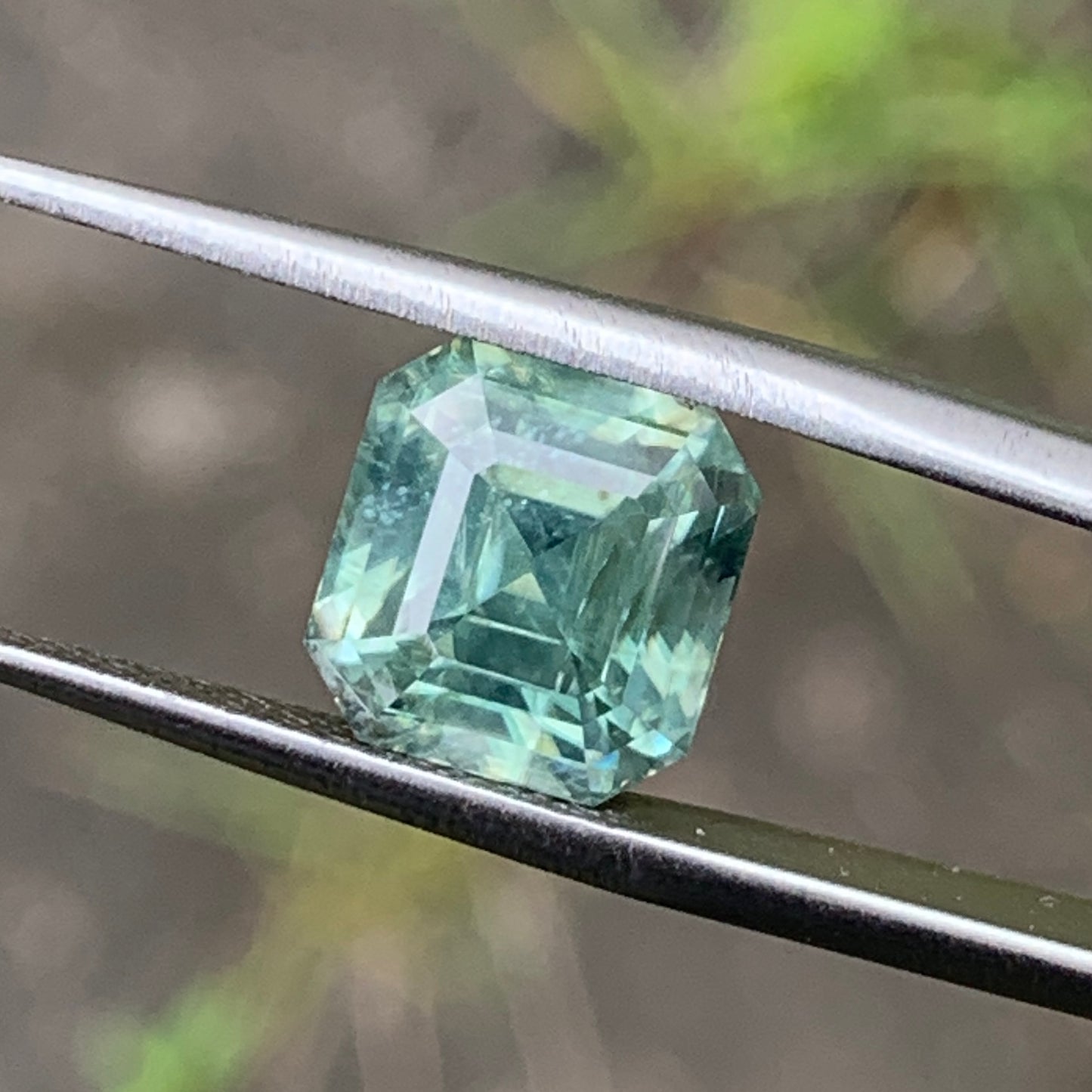 Mint Green Zircon Emerald Cut Octagon 6.20 Ct Loose Gemstone For Contemporary Jewelry