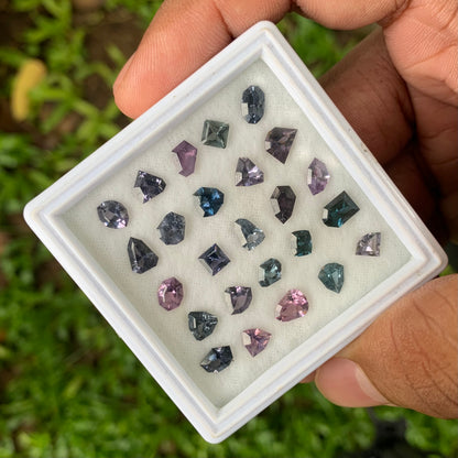 Spinel Geometric Shape Stones Parcel At Wholesale Price 12.21 Ct / 25 Stones