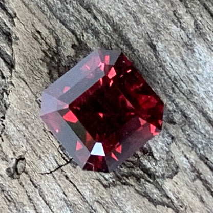 Garnet Deep Red Cut Coner Square / Octagon 5.7 mm / 1.52 Ct Natural Loose Gemstone For Jewelry Making
