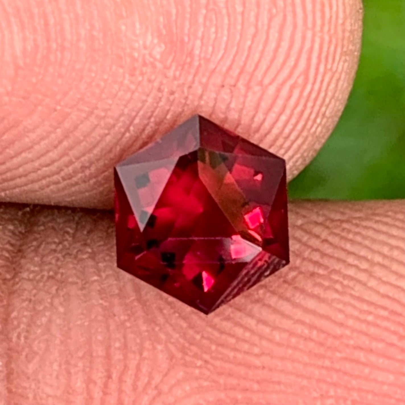Natural Red Garnet Hexagon Fancy Lotus Cut Design 1.45 Ct Loose Gemstone for Jewelry Making