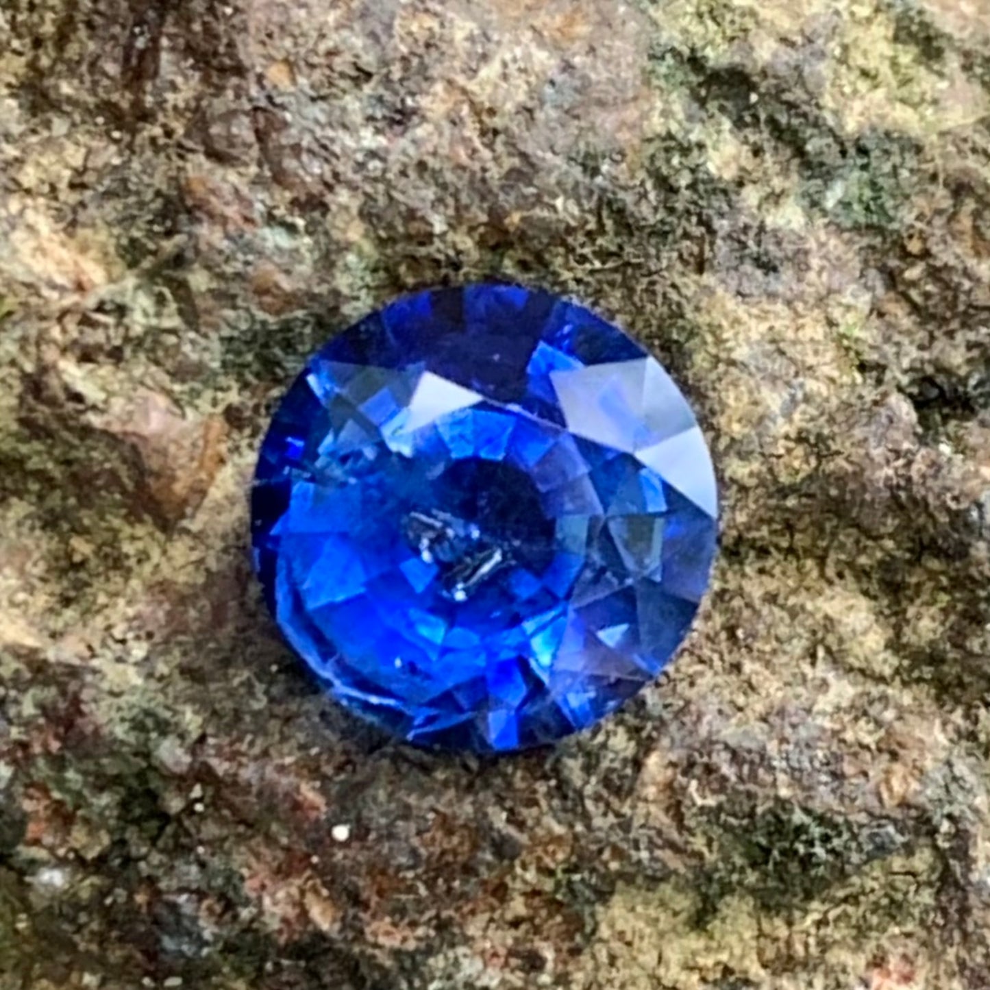 Blue Sapphire 5.8 mm Round Heated Only 0.8 Ct Natural Loose Gemstone