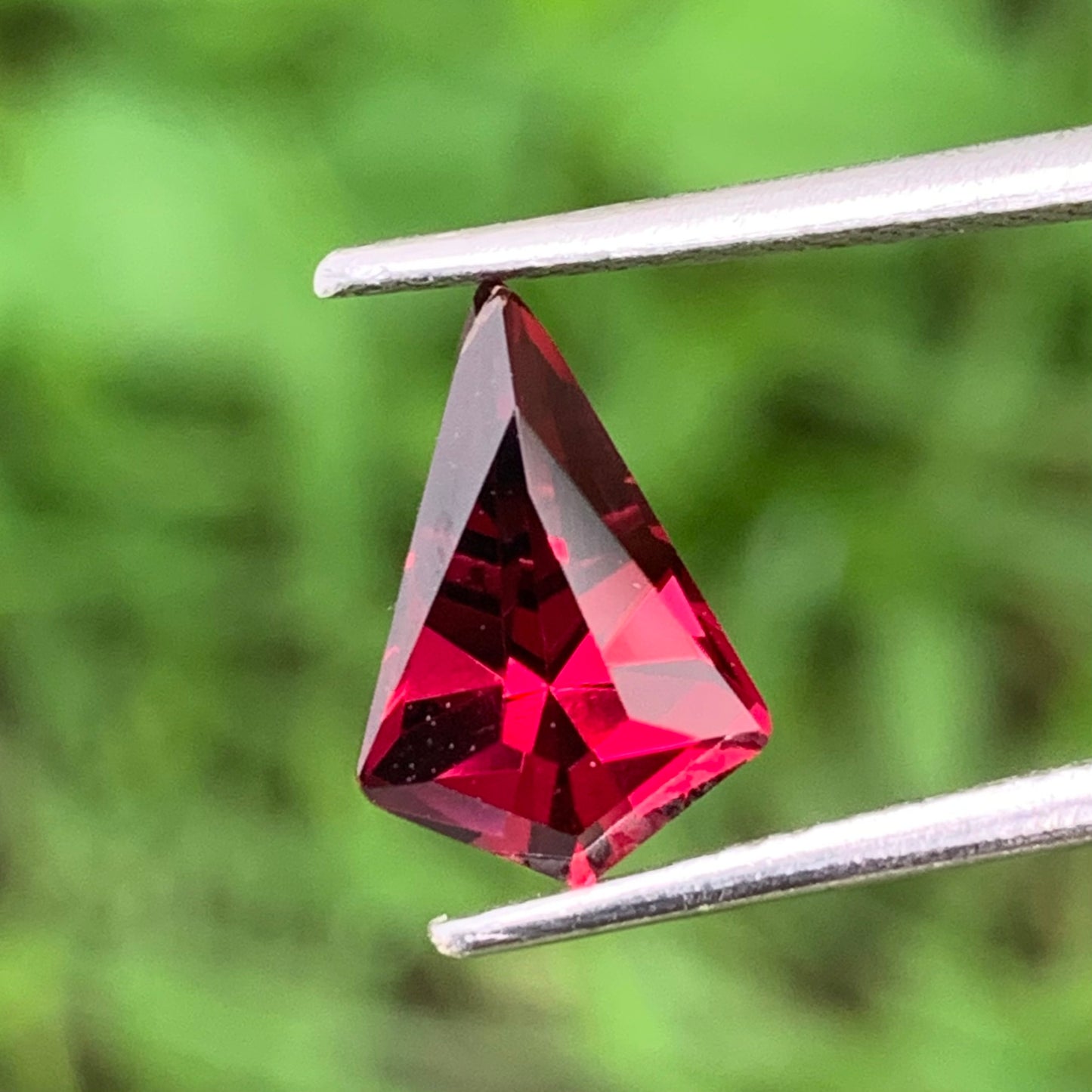 Pinkish Red Garnet Kite 2.25 Ct Natural Unheated Loose Gemstone from Sri Lanka