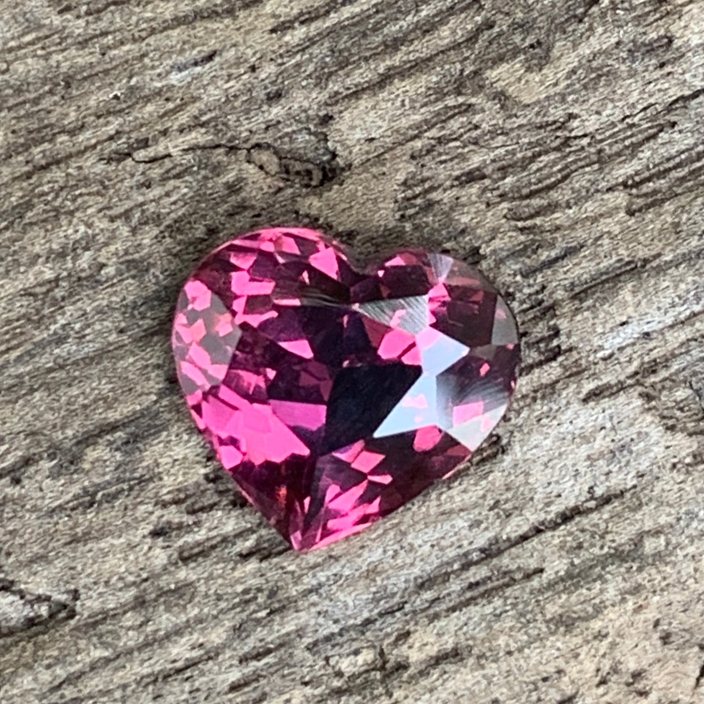Pink Spinel Heart 1.69 Ct Loose Gemstone For Contemporary Jewelry