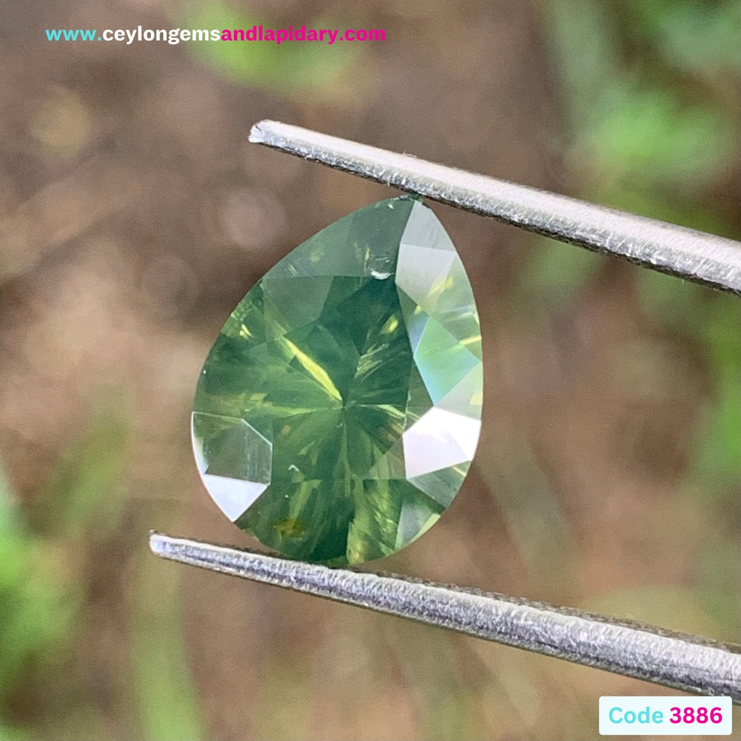 ✨ Green Zircon Concave Cut / Fantasy Cut Pear 4.79 Ct Natural Loose Gemstone From Sri Lanka 💎