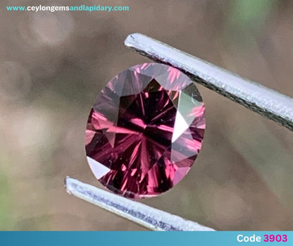 ✨ Velvet Spinel Concave Cut / Fantasy Cut Oval 1.13 Ct Natural Loose Gemstone From Sri Lanka 💎