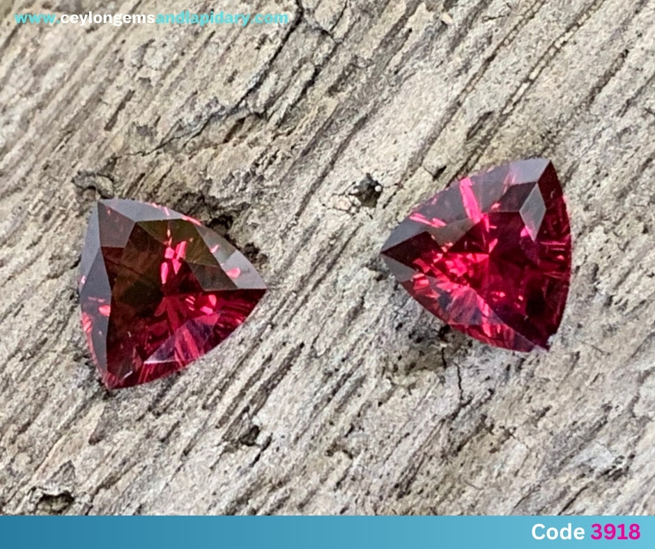 ✨ Red Garnet Trillion Pair - Concave Cut / Fantasy Cut 2.73 Ct Natural Loose Gemstones for Earrings 💎