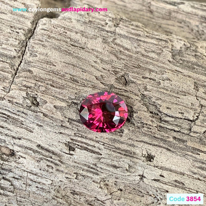 Red Garnet Oval 0.93 Ct Natural Loose Gemstone from Sri Lanka 💎✨