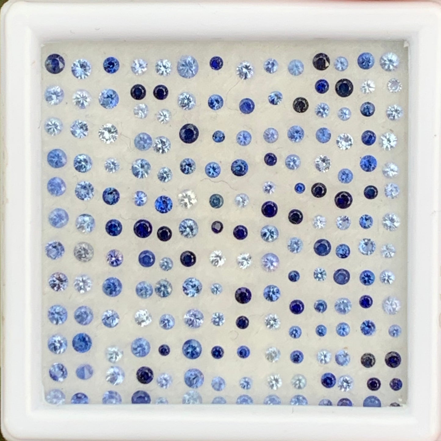 Blue Sapphire 1.8 mm - 2.2 mm Rounds 2.98 Ct Loose Gemstone Parcel of 183 Stones