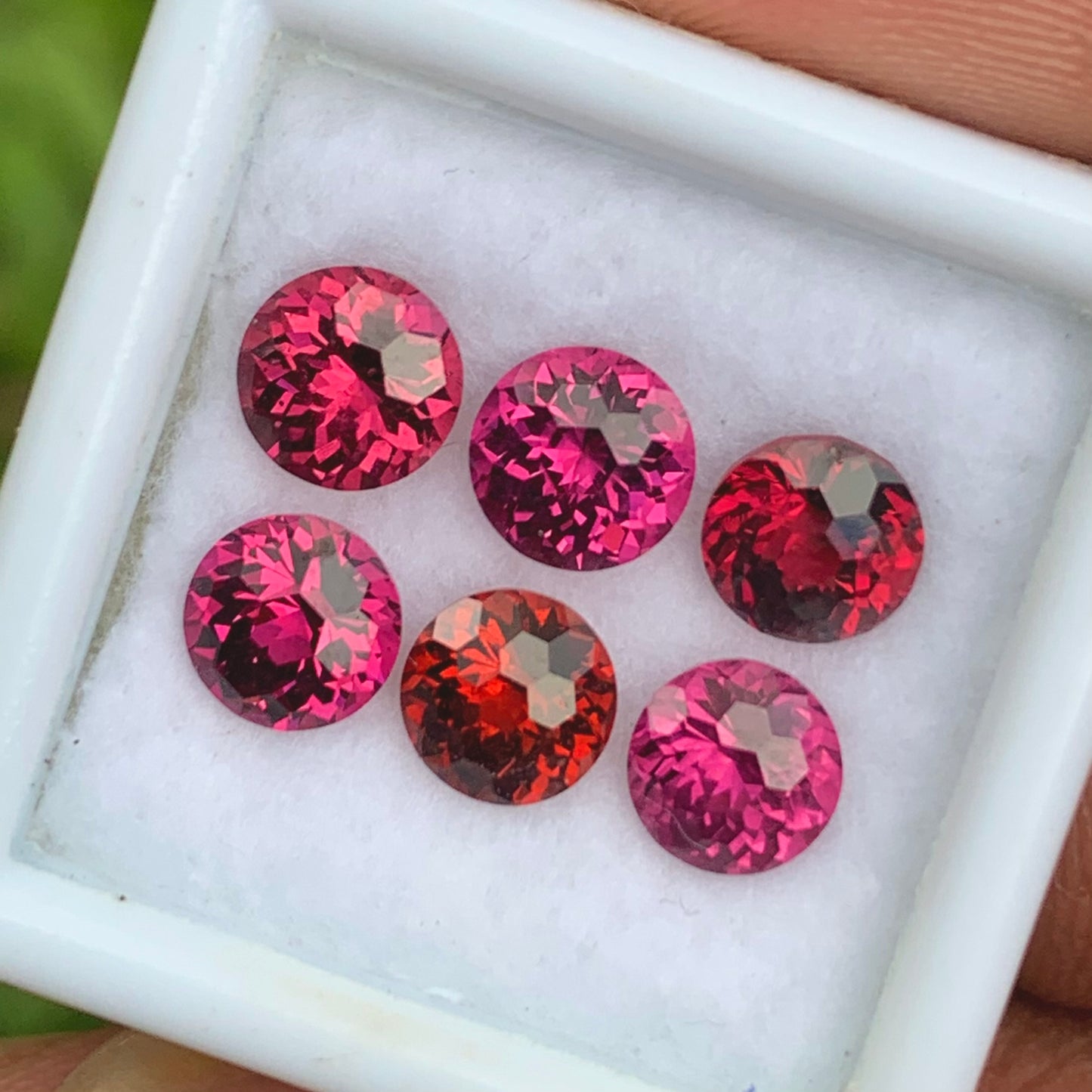 Red Garnet 5.5 mm Football Cut Rounds 5.10 Ct / 6 Stones Parcel of Natural Loose Gemstones From Sri Lanka&nbsp;