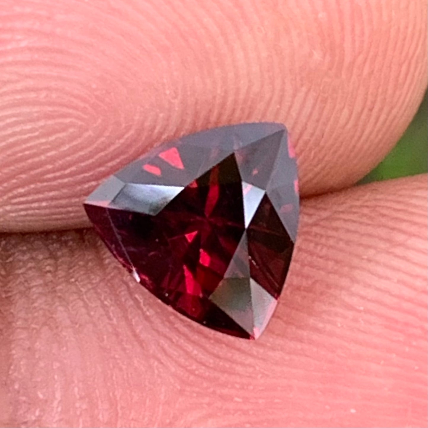 Garnet Deep Red Trillion 7.9 mm / 2.16 Ct Natural Loose Gemstone For Jewelry Making