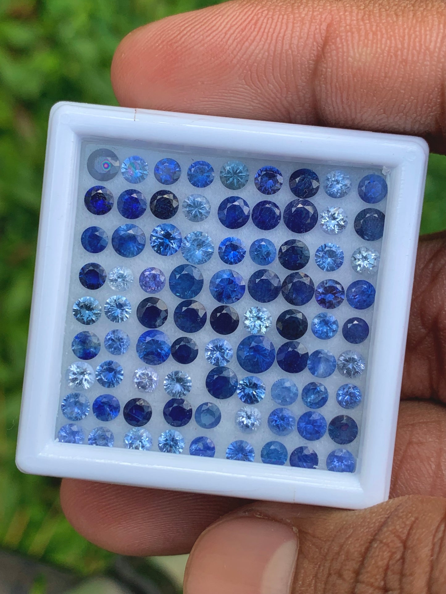 Blue Sapphire 2.8 - 3.6 mm Rounds 10.80 Ct Loose Gemstone Parcel of 81 Stones