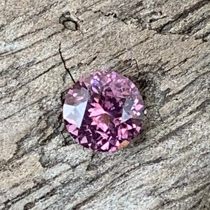 Pink Spinel Round Flower Cut 4.9 mm / 0.51 Ct Pink Loose Gemstone For Jewelry Making