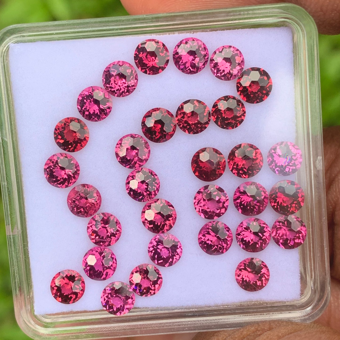 Red Garnet 4.5 mm Football Cut Rounds 13.70 Ct / 31 Stones Parcel of Natural Loose Gemstones From Sri Lanka