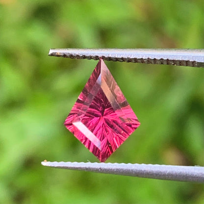 Pinkish Red Garnet Concave Fantasy Cut 1.35 Ct Modified Kite Natural Loose Gemstone