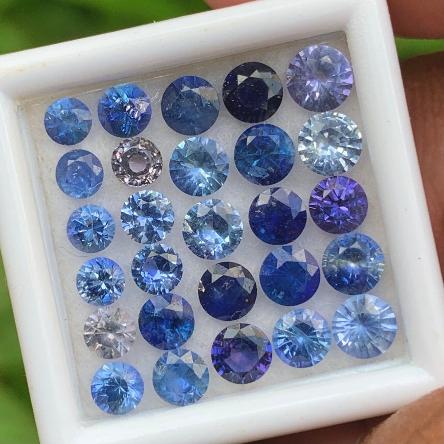 Blue Sapphire 3 - 4 mm Rounds 6.15 Ct Loose Gemstone Parcel of 27 Stones