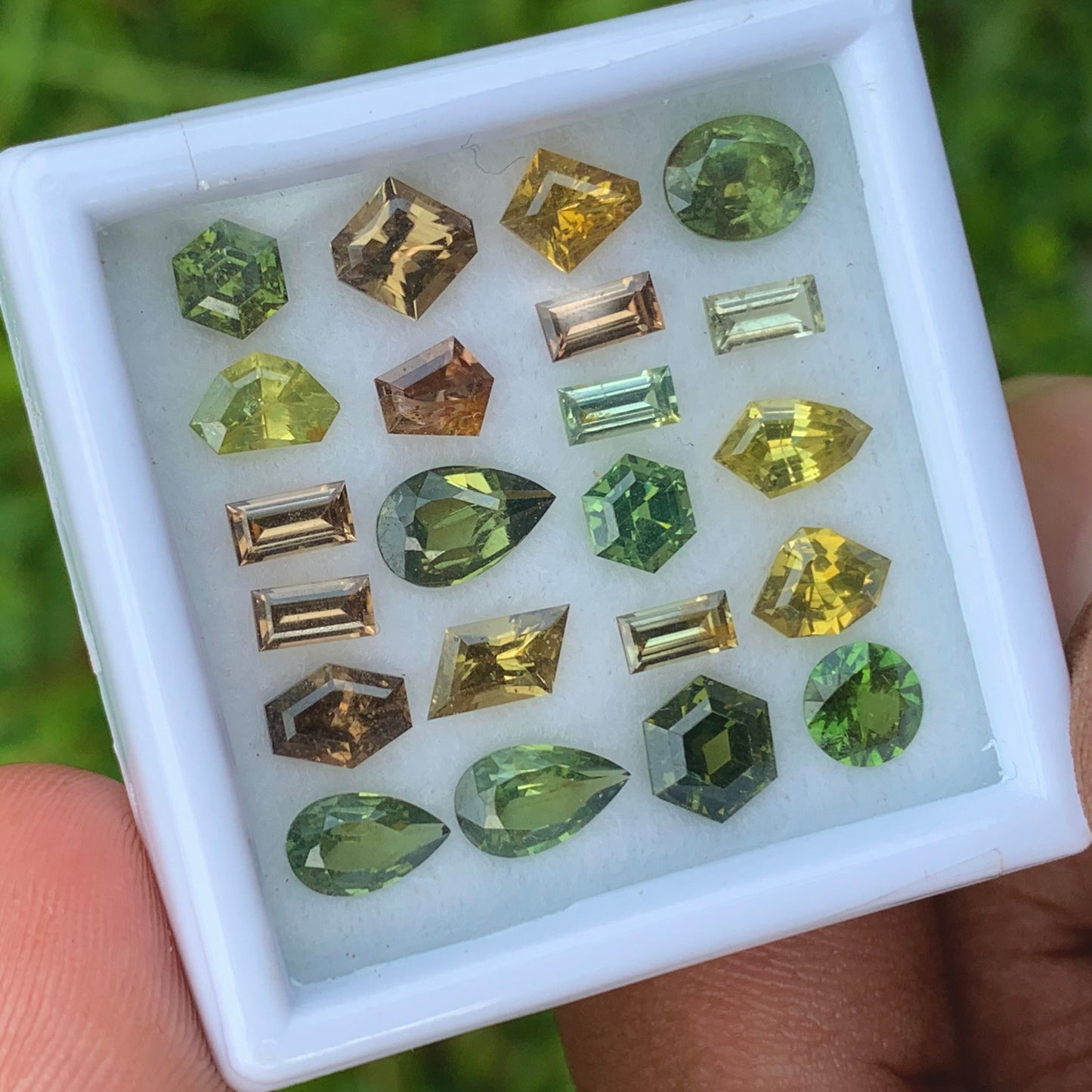 Zircon Different Geometric Shapes Stones Parcel 12.80 Ct / 22 Stones Multicolor Natural Loose Gemstones