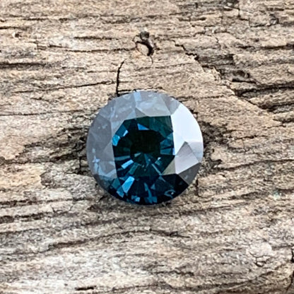 Teal Blue Spinel Round 5.85 mm / 0.85 Ct Natural Loose Gemstone For Jewelry Making