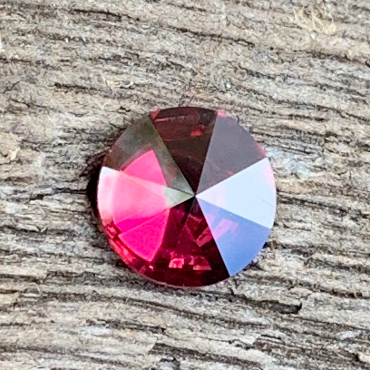 Red Garnet Creative Round 2 Ct Natural Loose Gem
