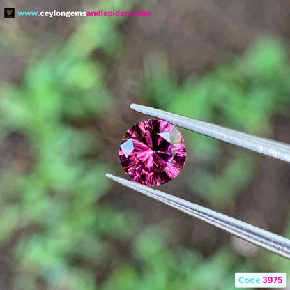 Pinkish Garnet Fantasy Cut / Concave Cut 4.9 mm Round 0.50 Ct Natural Loose Gemstone For Jewelry Making 💎✨