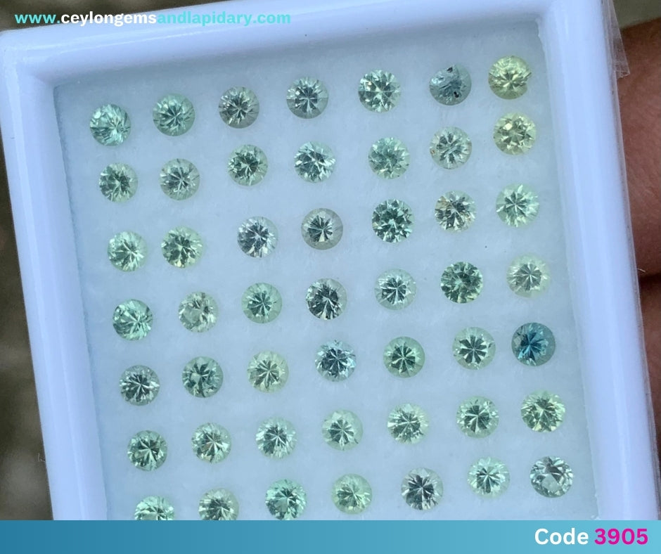 Green Sapphire - 2.7 mm Rounds, 4.8 Ct Loose Gemstone Parcel (49 Stones) 💎