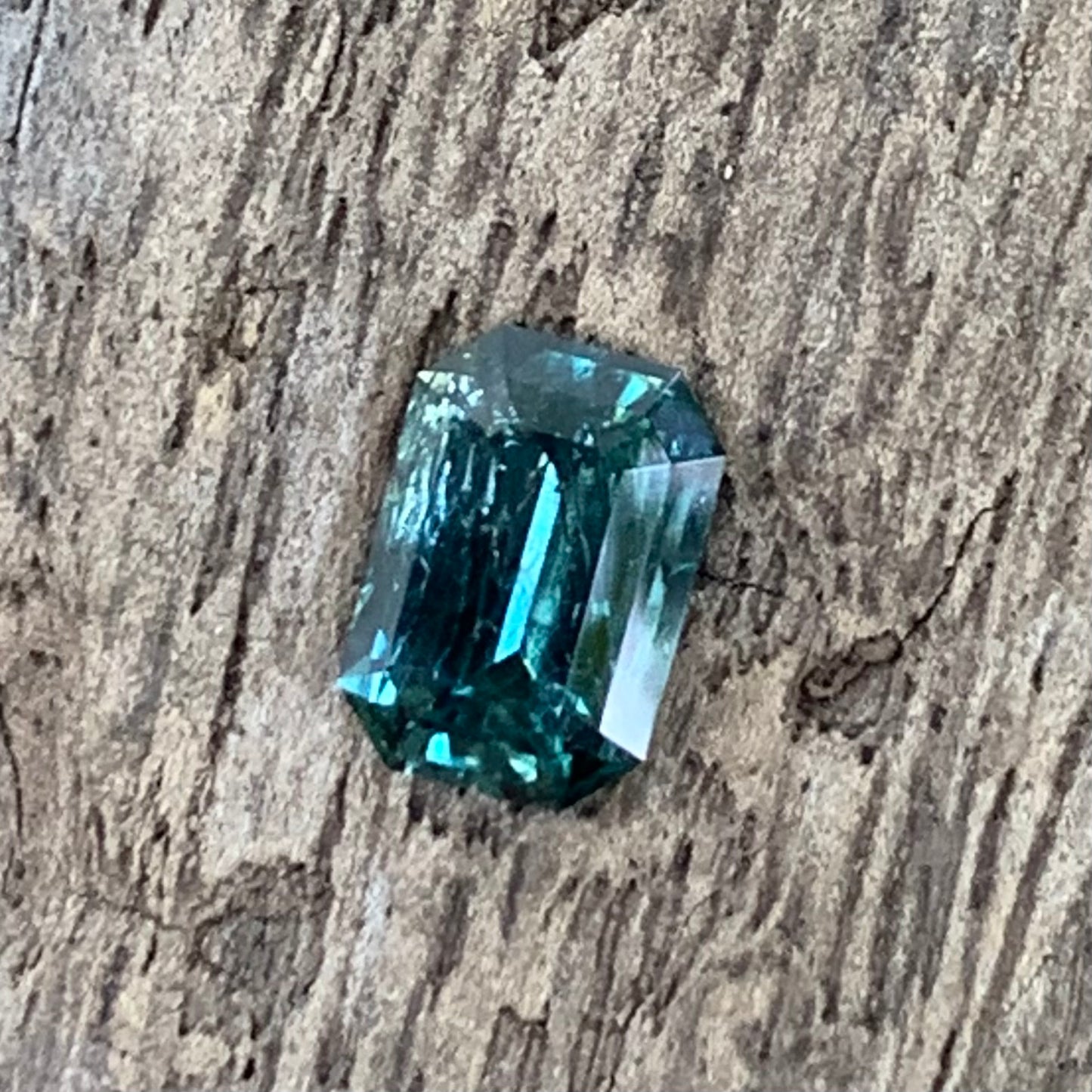 Green Sapphire Emerald Cut Octagon 1.40 Ct Heated Only Natural Loose Gemstone For Jewelry Making