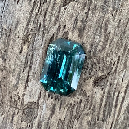 Green Sapphire Emerald Cut Octagon 1.40 Ct Heated Only Natural Loose Gemstone For Jewelry Making