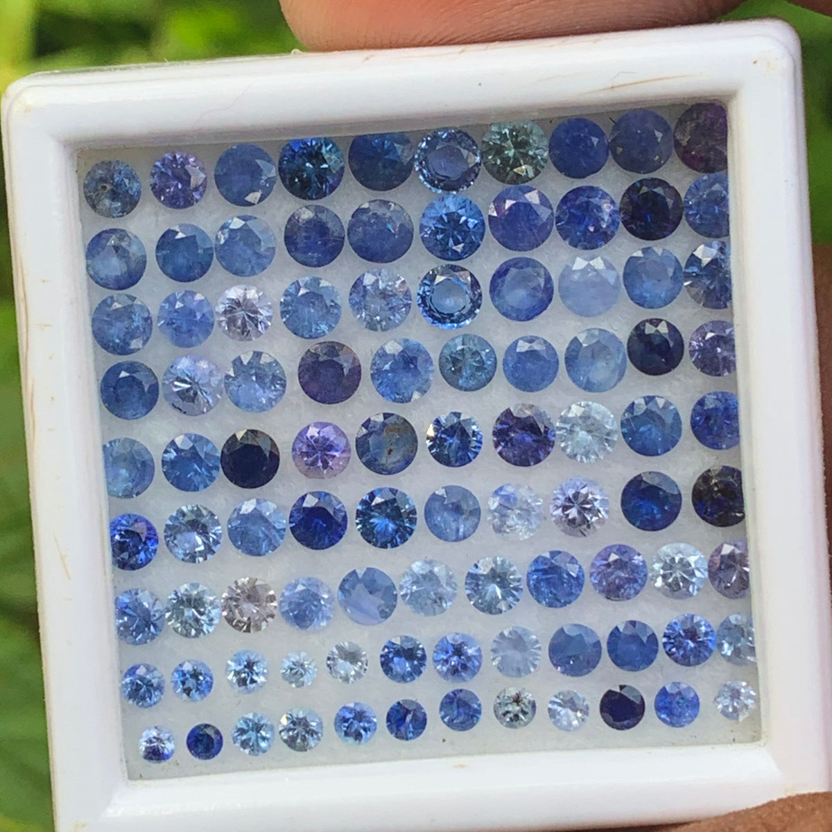 Blue Sapphire 2 - 3.5 mm Rounds 10.20 Ct Loose Gemstone Parcel 95 of Stones