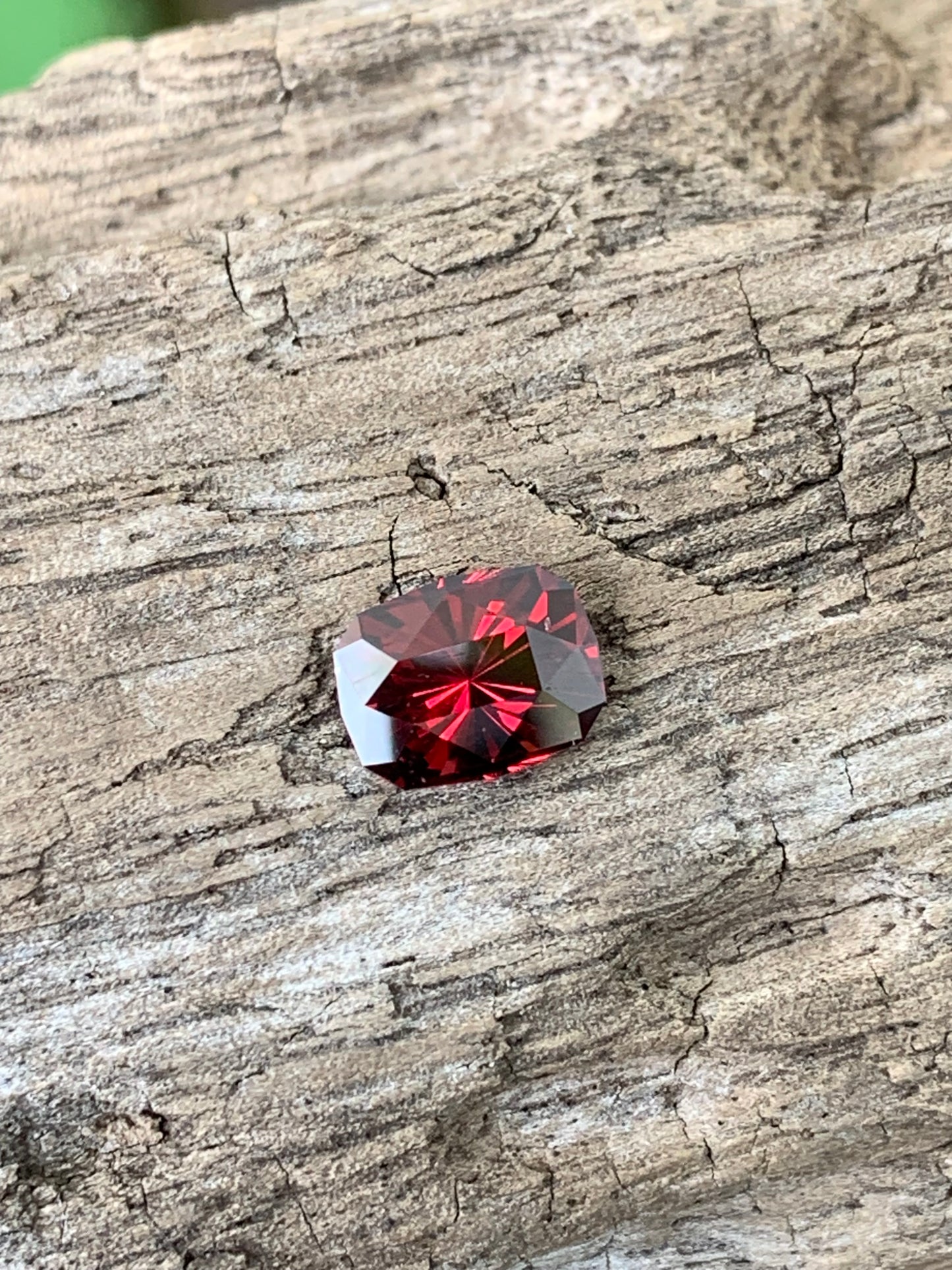 Garnet Deep Red Modified Rectangular Cushion 7 mm / 1.23 Ct Natural Loose Gemstone For Jewelry Making