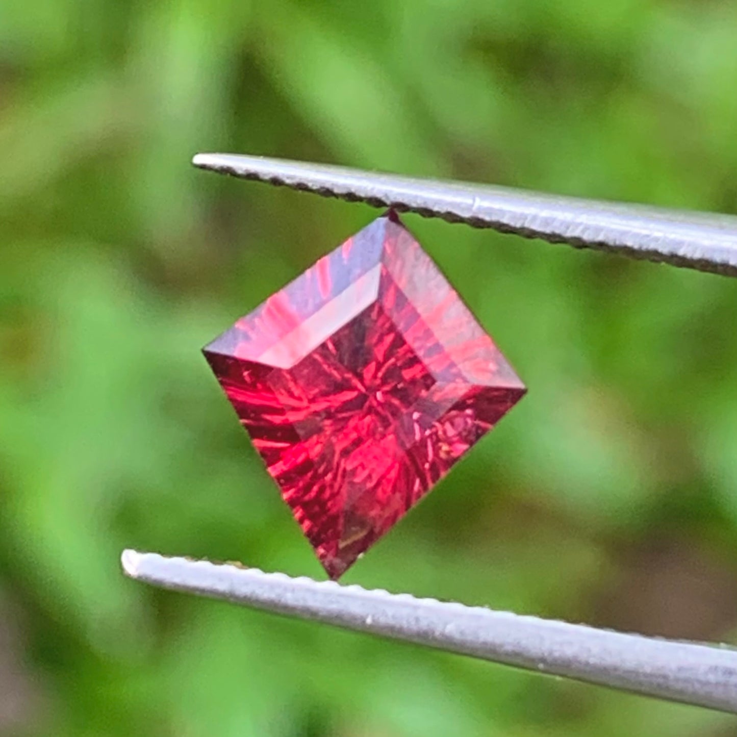 Red Garnet Concave Fantasy Cut 1.35 Ct Kite Natural Loose Gemstone