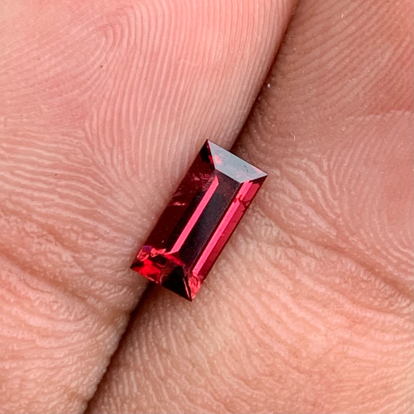 Red Garnet Rectangle 0.76 Ct Natural Loose Gemstone For Jewelry Making
