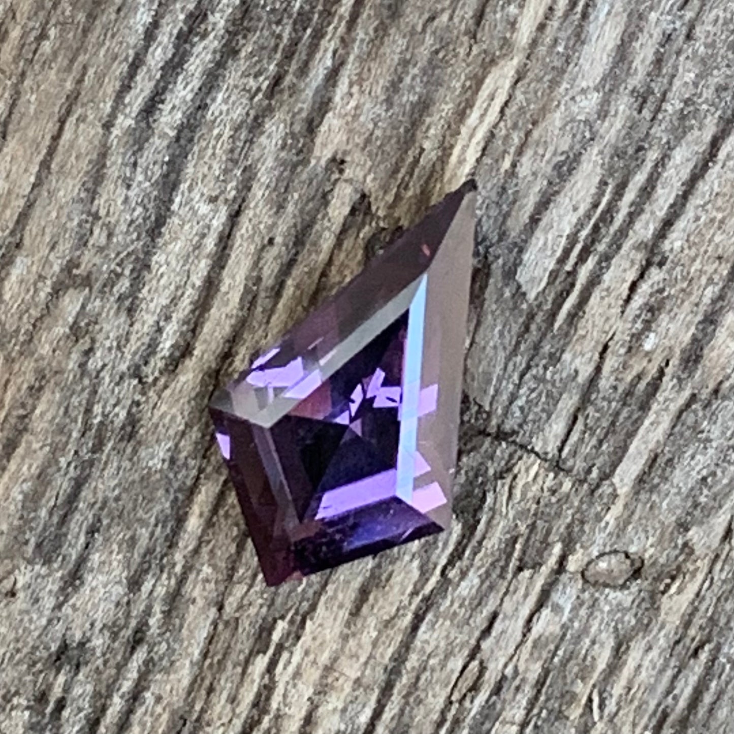 Purple / lavender Spinel Kite 0.90 Ct Loose Gemstone From Sri Lanka