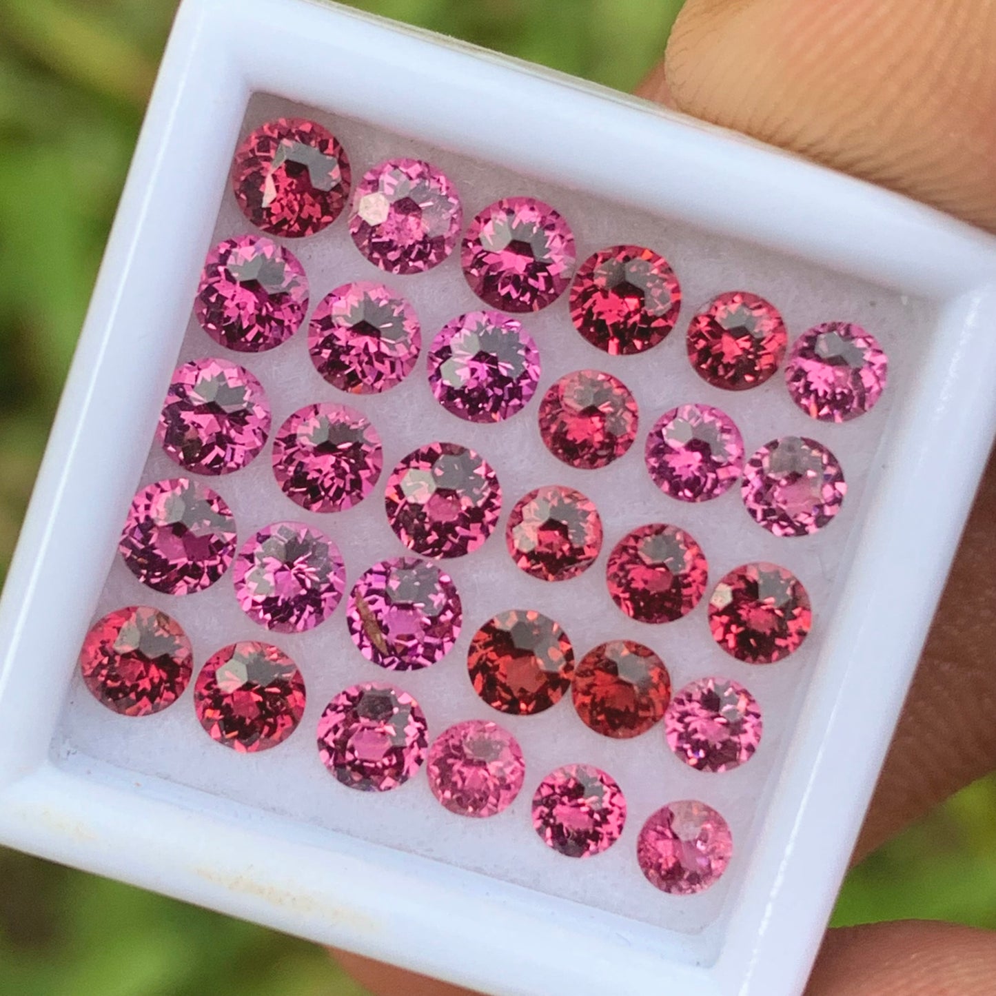 Red Garnet 3 - 3.5 mm Football Cut Rounds 5.35 Ct / Stones Parcel of Natural Loose Gemstones From Sri Lanka