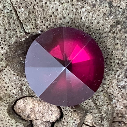 Garnet Round 1.45 Ct Special Creative Cut Loose Gemstone from Sri Lanka