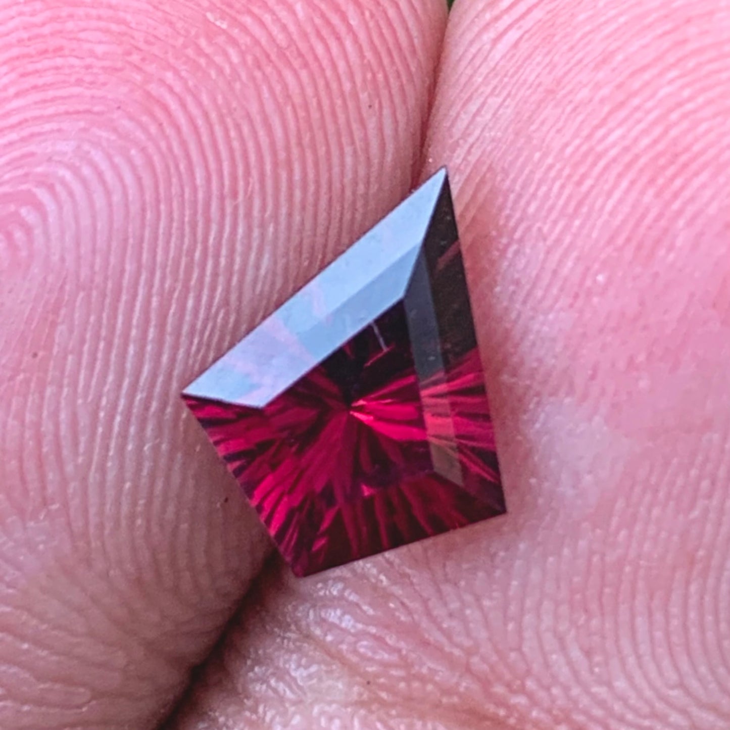 Red Garnet Concave Fantasy Cut 1 Ct Kite Natural Loose Gemstone
