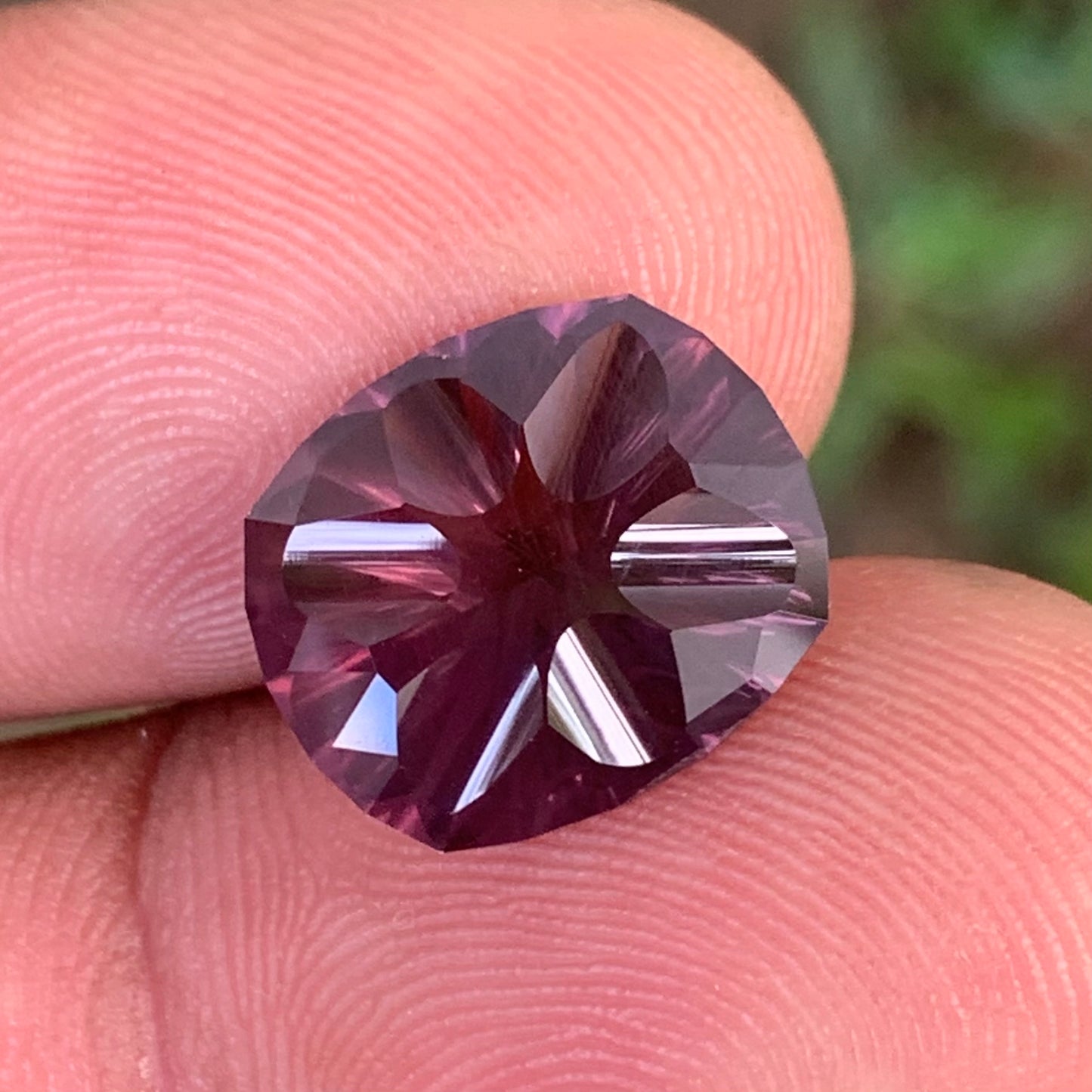 Velvet Spinel Concave Cut / Fantasy Cut Rectangular Cushion 6.61 Ct Natural Loose Gemstone From Sri Lanka