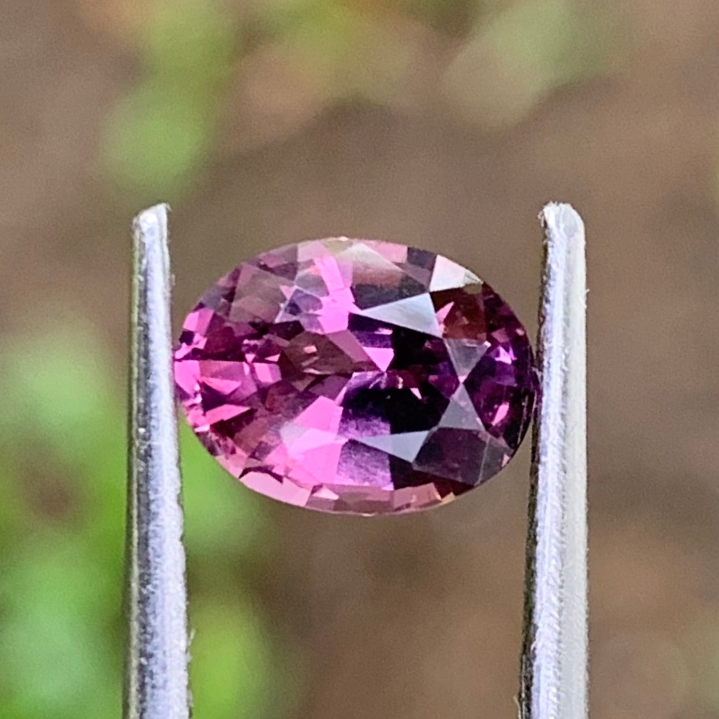 Reddish Purple Spinel Natural Unheated / Untreated 1.15 Ct Oval Loose Gemstone