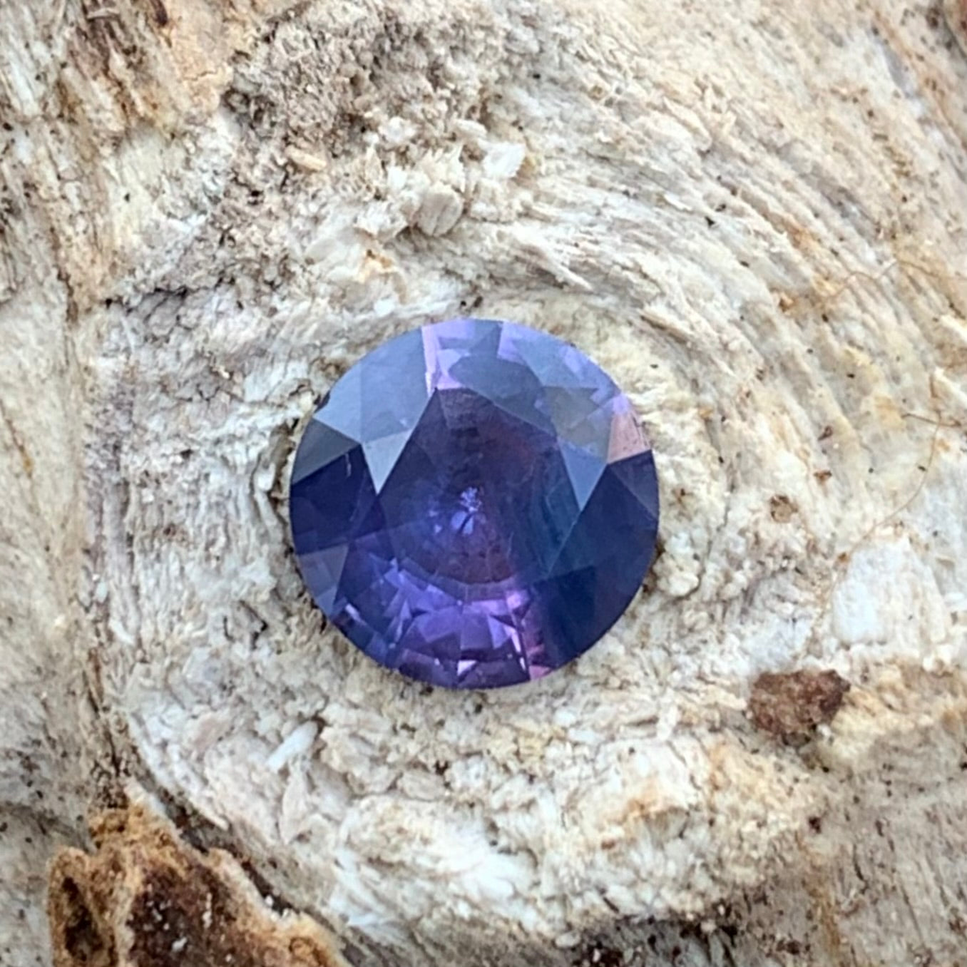 Purplish Blue Bicolor Sapphire 6.4 mm Round 1.06 Ct Heated Only Natural Loose Gemstone For Jewelry Making