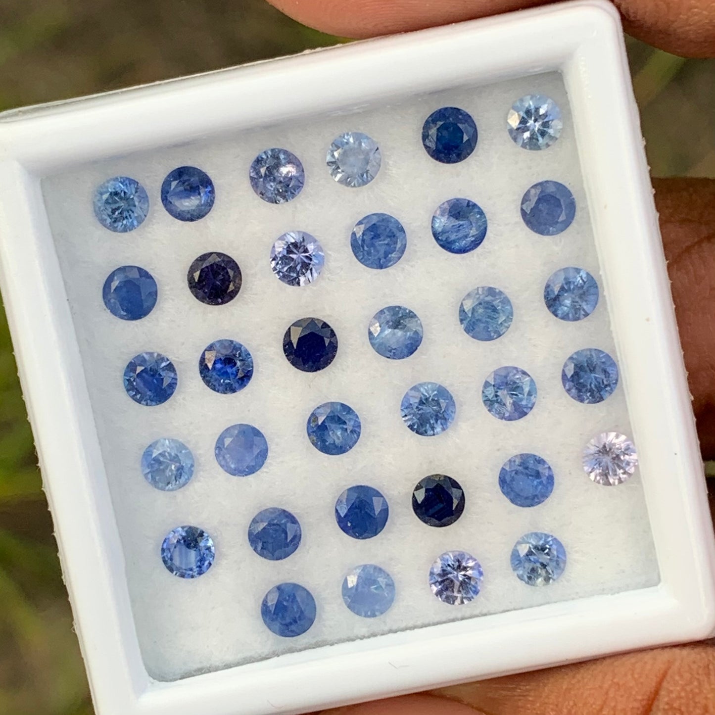 Blue Sapphire 3.3 mm Rounds 5.76 Ct Loose Gemstone Parcel of 34 Stones